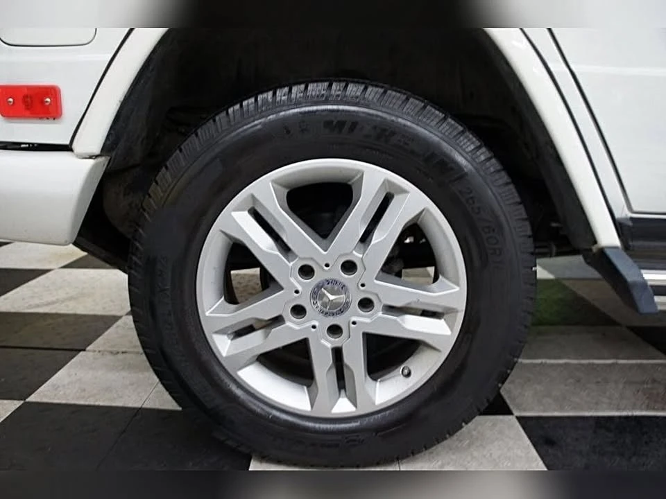 2011 Mercedes-Benz W463 G-Class - Image 4 of 10