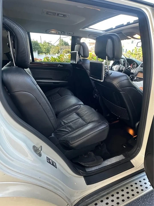 2011 Mercedes-Benz X164 GL-Class - Image 8 of 15