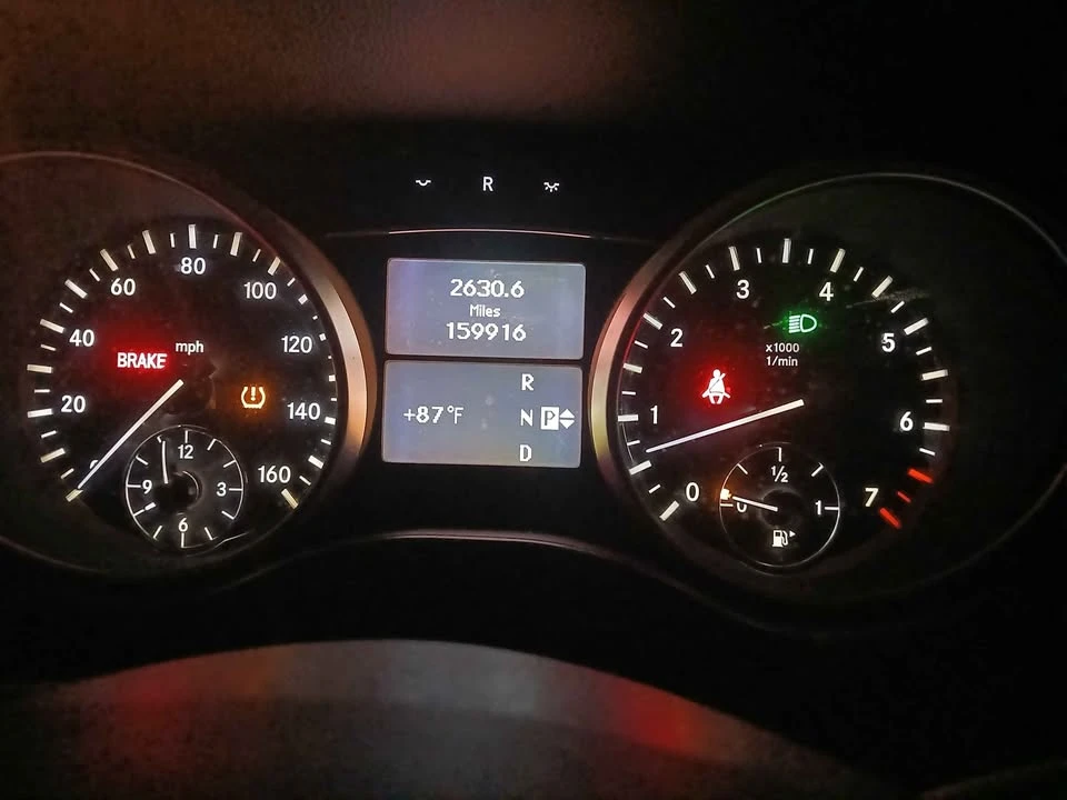 2011 Mercedes-Benz X164 GL-Class - Image 8 of 9