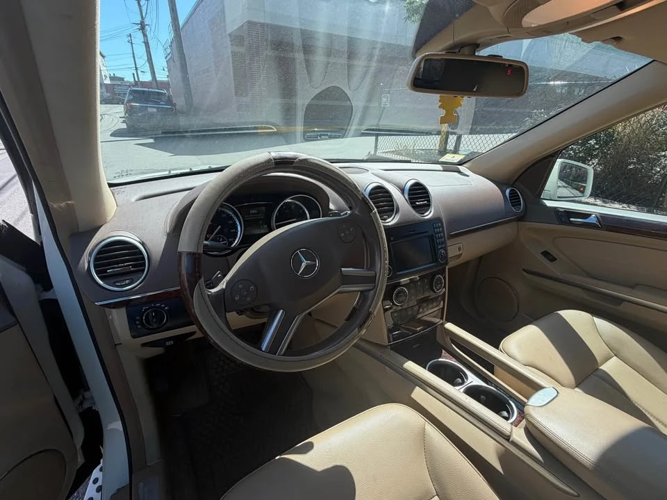 2011 Mercedes-Benz X164 GL-Class - Image 8 of 9