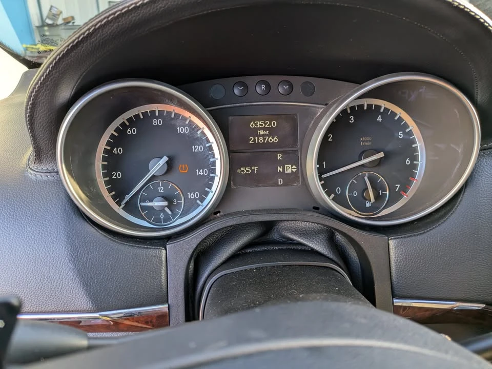 2011 Mercedes-Benz X164 GL-Class - Image 3 of 10