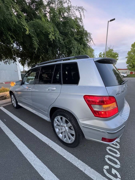 2010 Mercedes-Benz GLK-Class - Image 15 of 24