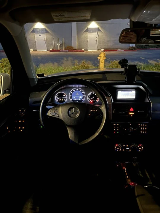2010 Mercedes-Benz GLK-Class - Image 3 of 24