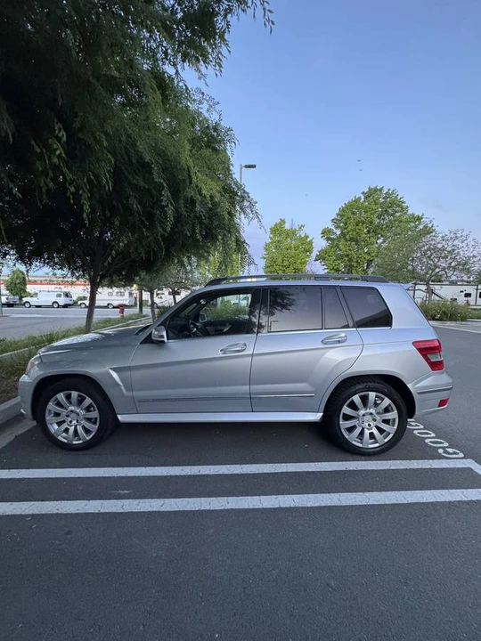 2010 Mercedes-Benz GLK-Class - Image 4 of 24