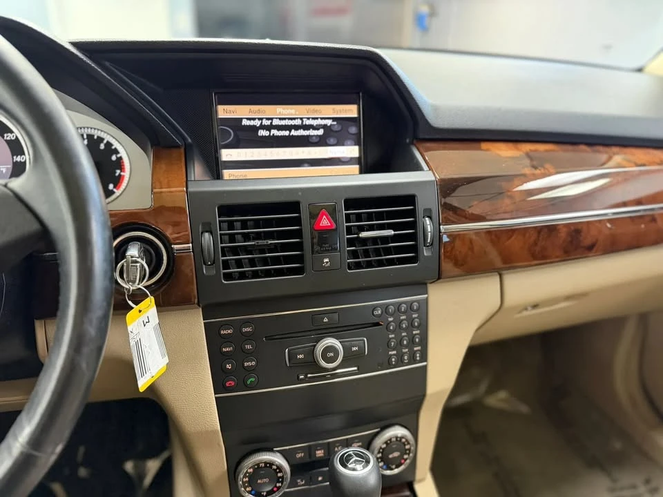 2011 Mercedes-Benz GLK-Class - Image 12 of 20