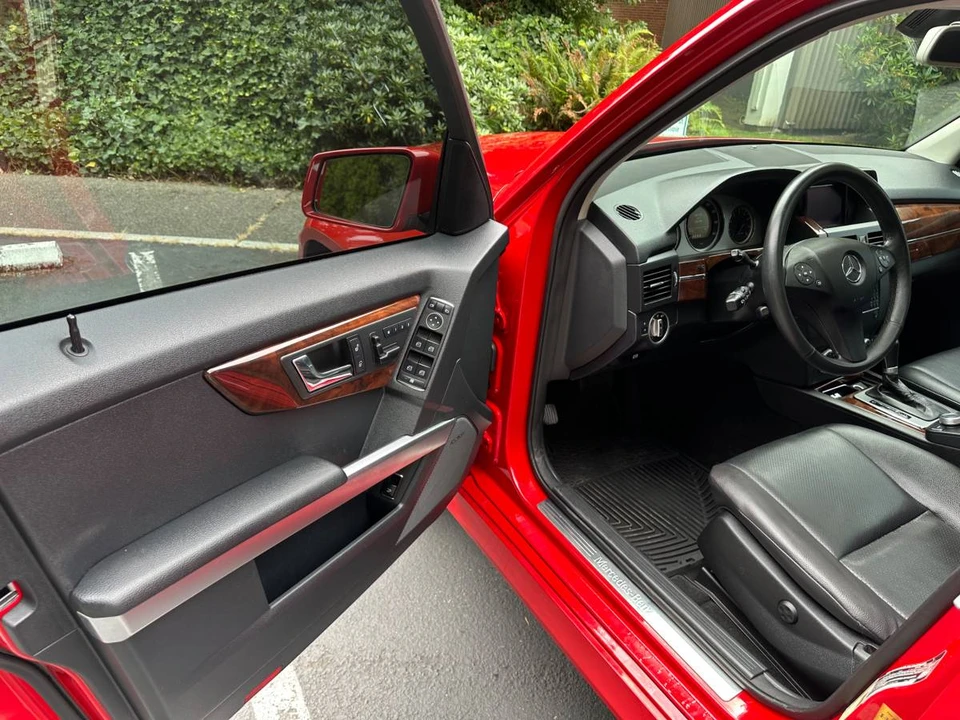 2011 Mercedes-Benz GLK-Class - Image 15 of 23