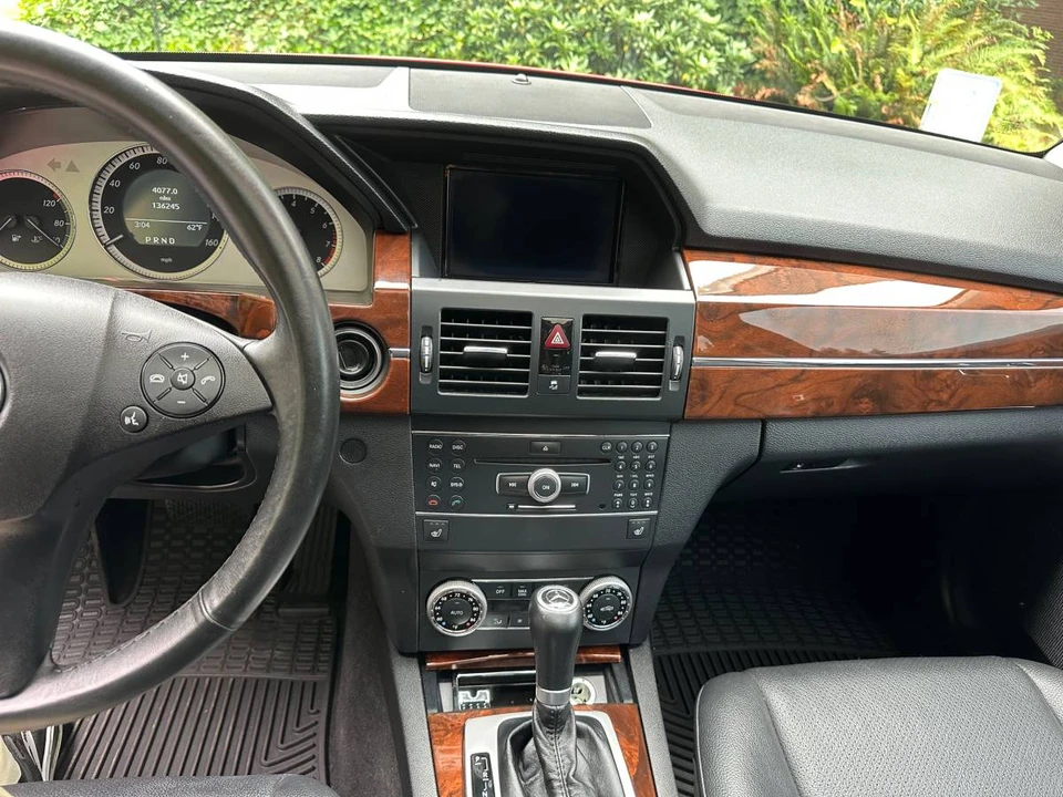 2011 Mercedes-Benz GLK-Class - Image 11 of 23