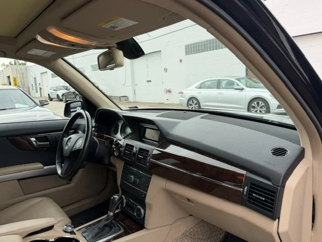 2011 Mercedes-Benz GLK-Class - Image 9 of 20