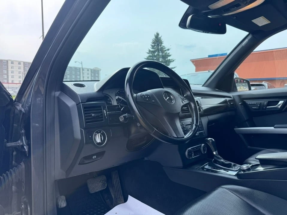 2011 Mercedes-Benz GLK-Class - Image 11 of 17