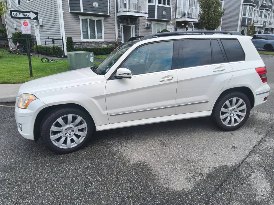 2011 Mercedes-Benz GLK-Class - Image 13 of 17
