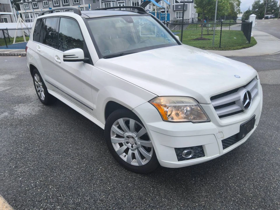 2011 Mercedes-Benz GLK-Class - Image 16 of 17