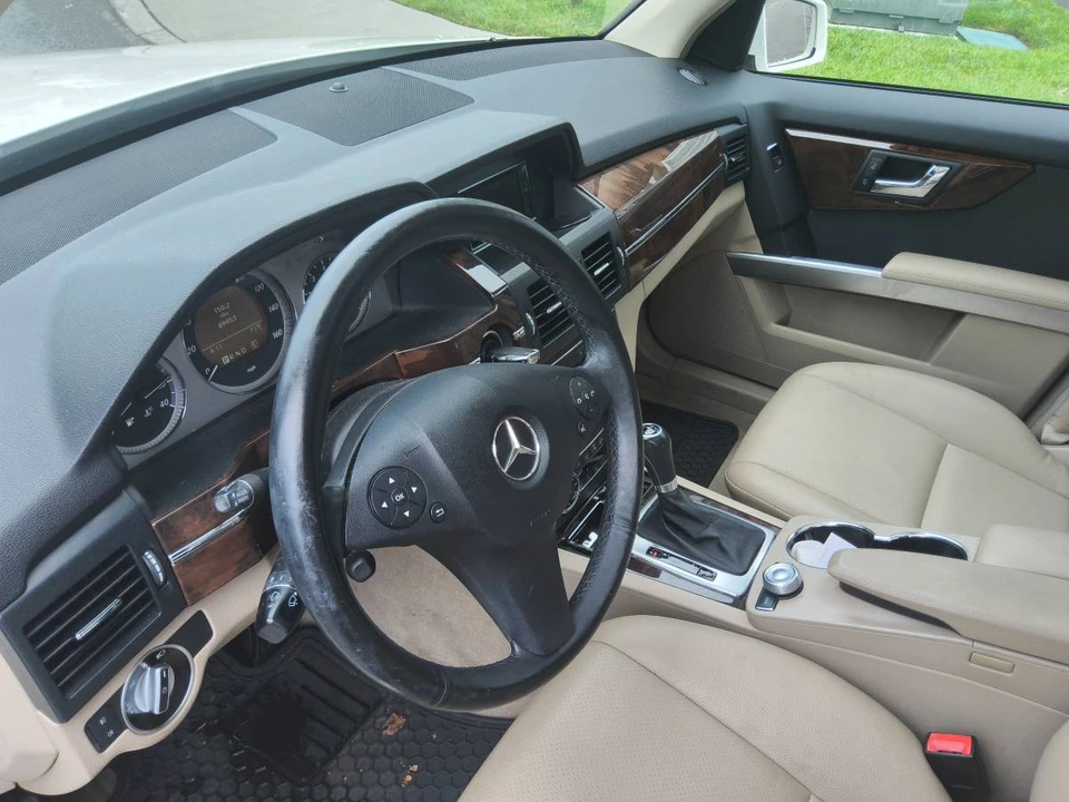 2011 Mercedes-Benz GLK-Class - Image 7 of 17