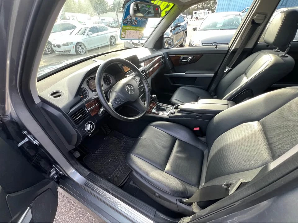 2011 Mercedes-Benz GLK-Class - Image 10 of 11