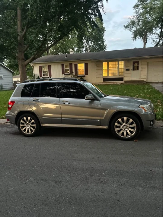 2011 Mercedes-Benz GLK-Class - Image 2 of 11