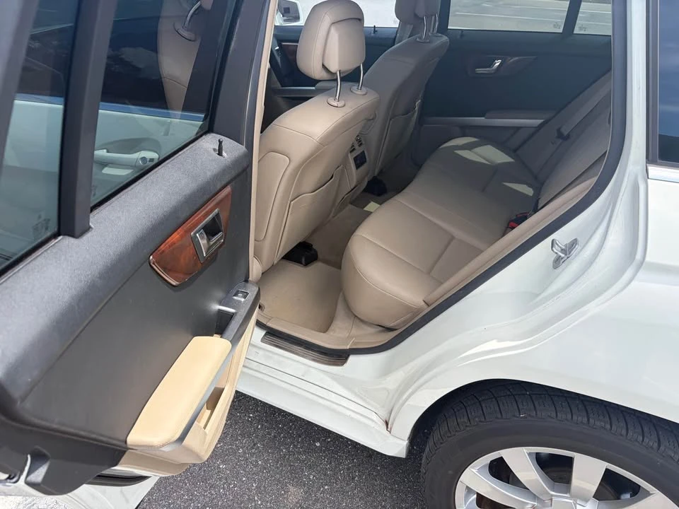2011 Mercedes-Benz GLK-Class - Image 6 of 14