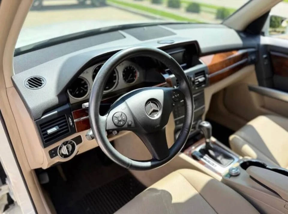 2011 Mercedes-Benz GLK-Class - Image 9 of 20