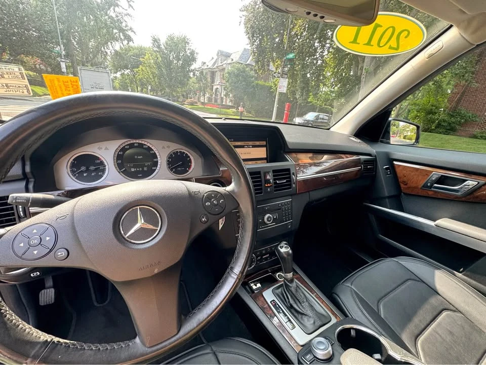 2011 Mercedes-Benz GLK-Class - Image 12 of 18