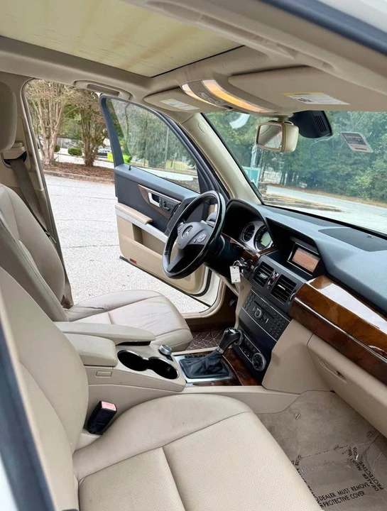 2011 Mercedes-Benz GLK-Class - Image 13 of 17