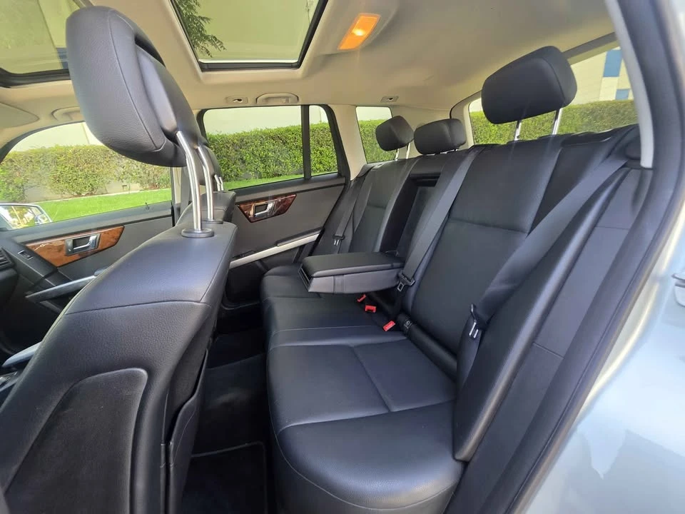 2011 Mercedes-Benz GLK-Class - Image 9 of 17