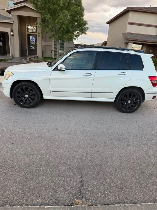 2011 Mercedes-Benz GLK-Class - Image 3 of 4