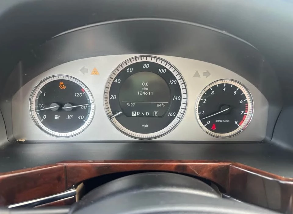 2011 Mercedes-Benz GLK-Class - Image 10 of 11