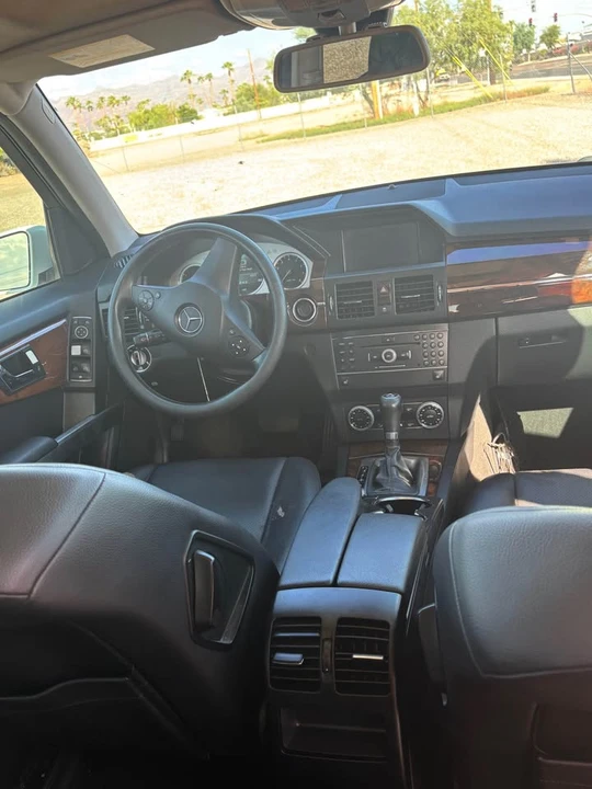 2011 Mercedes-Benz GLK-Class - Image 10 of 20