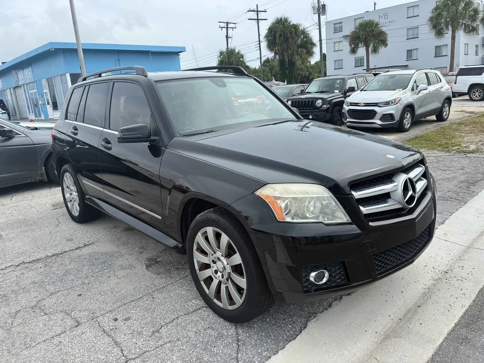 2011 Mercedes-Benz GLK-Class - Image 2 of 4