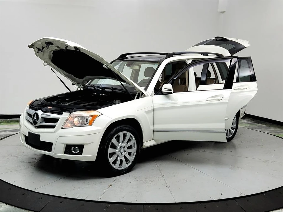 2011 Mercedes-Benz GLK-Class - Image 9 of 12