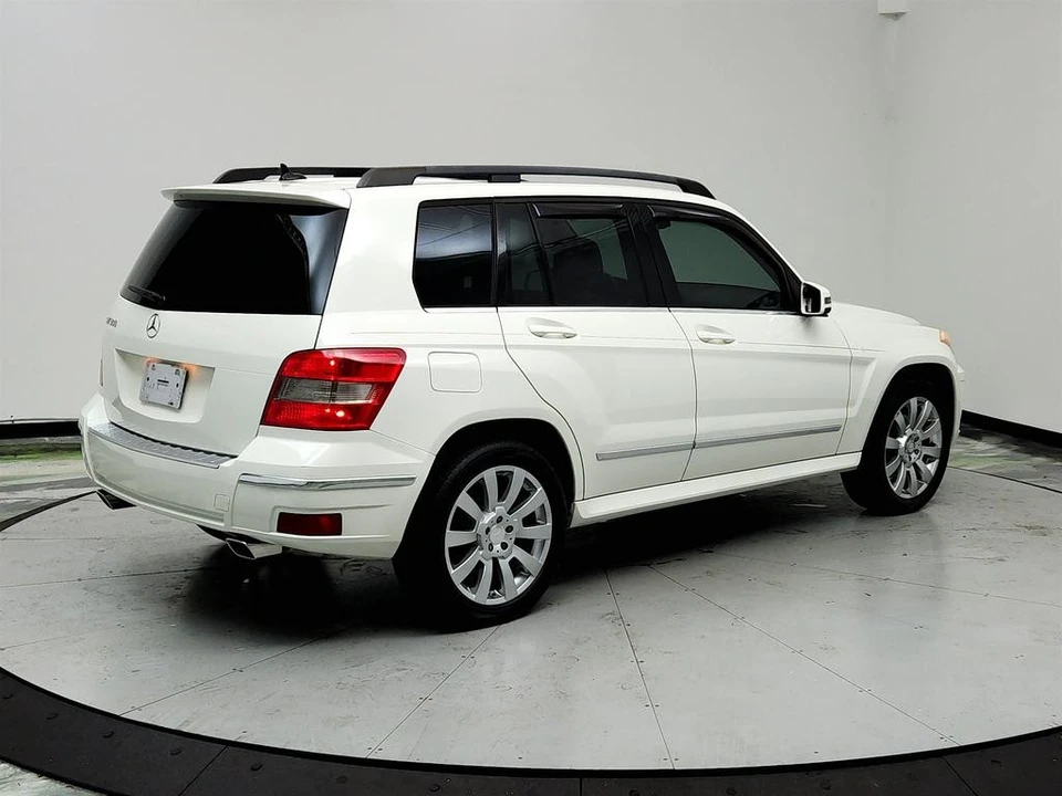 2011 Mercedes-Benz GLK-Class - Image 5 of 12