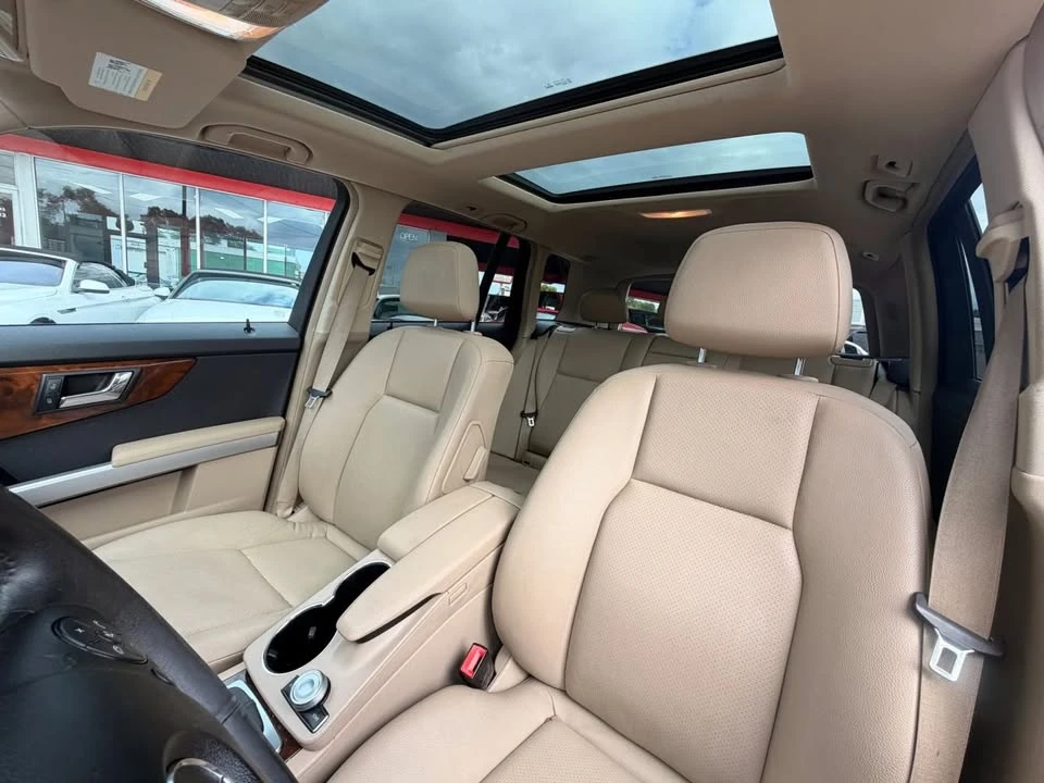 2011 Mercedes-Benz GLK-Class - Image 10 of 20