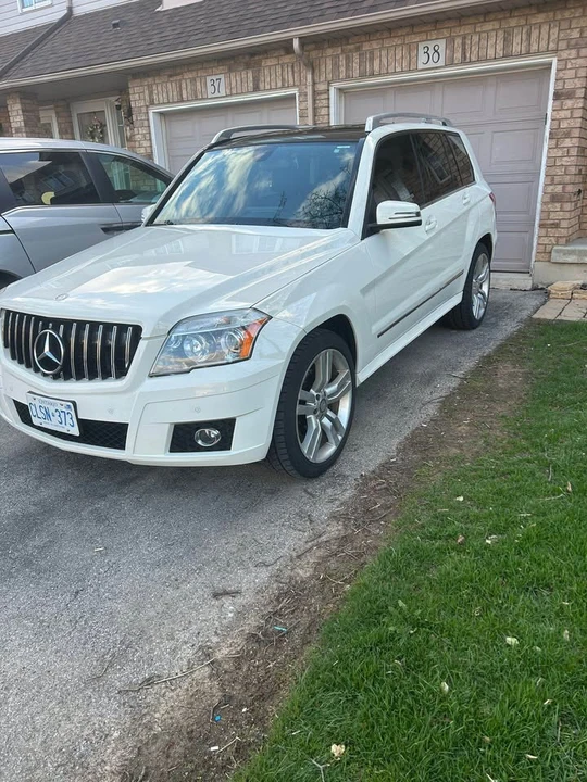2011 Mercedes-Benz GLK-Class - Image 2 of 10