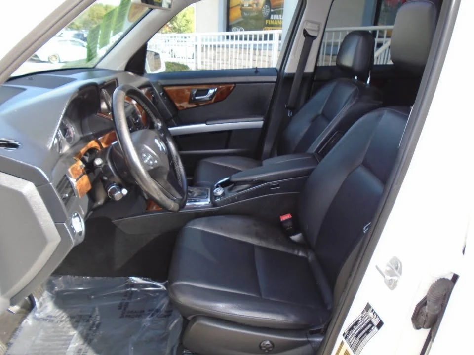 2011 Mercedes-Benz GLK-Class - Image 9 of 19