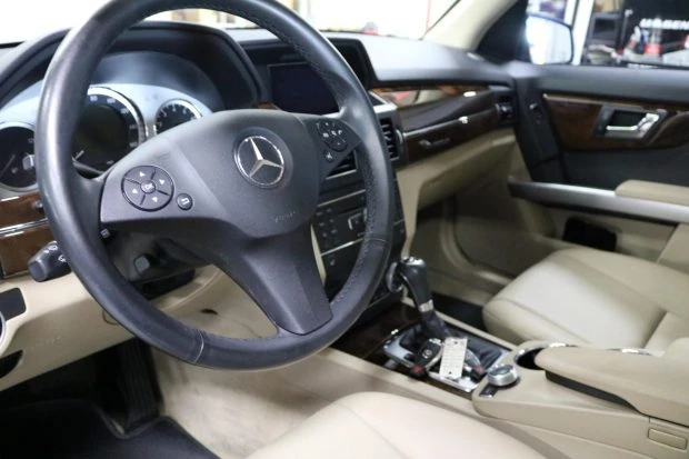 2011 Mercedes-Benz GLK-Class - Image 5 of 7