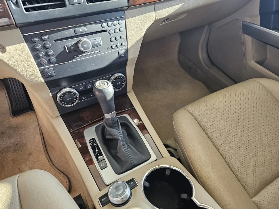 2011 Mercedes-Benz GLK-Class - Image 15 of 18