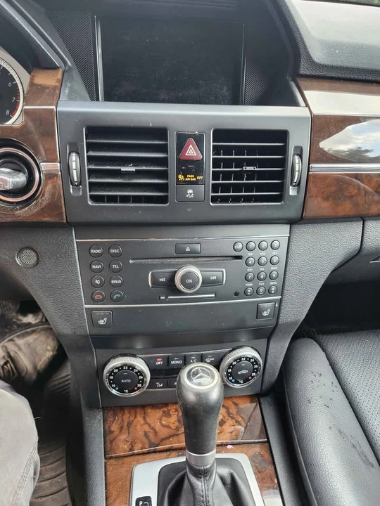 2011 Mercedes-Benz GLK-Class - Image 11 of 12
