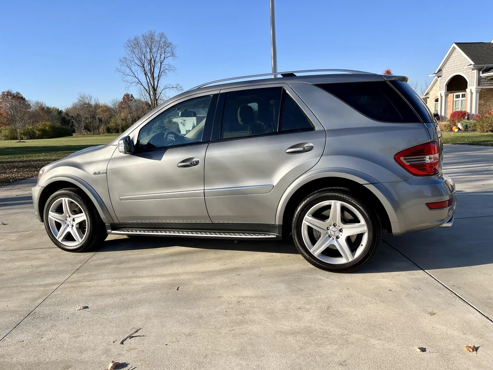 2011 Mercedes-Benz W164 ML 63 AMG - Image 13 of 31