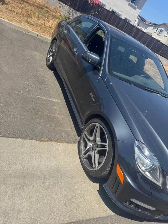 2011 Mercedes-Benz - Image 3 of 8