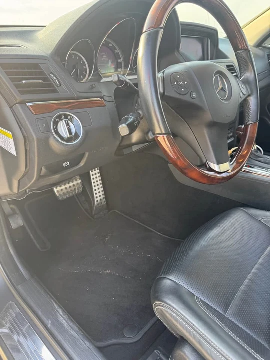 2011 Mercedes-Benz W212 E-Class - Image 14 of 19