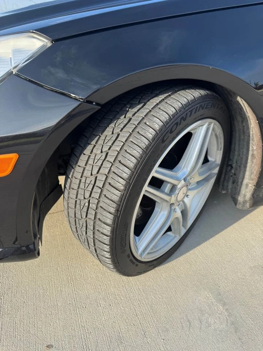 2011 Mercedes-Benz W212 E-Class - Image 15 of 19