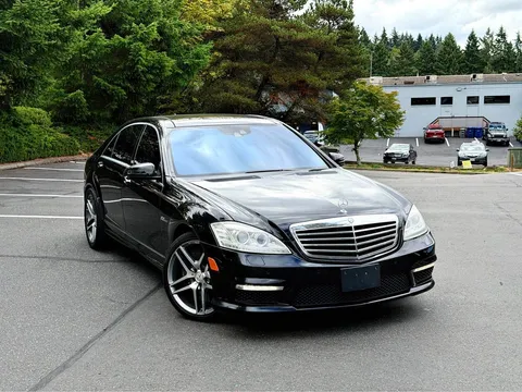 2011 Mercedes-Benz Mercedes-AMG S-Class S 63 AMG Sedan 4D