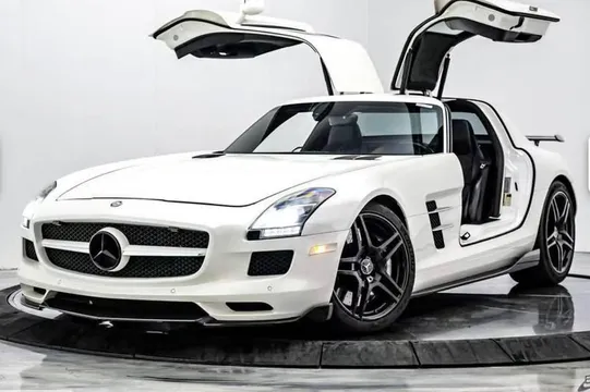 2011 Mercedes-Benz AMG SLS Gullwing