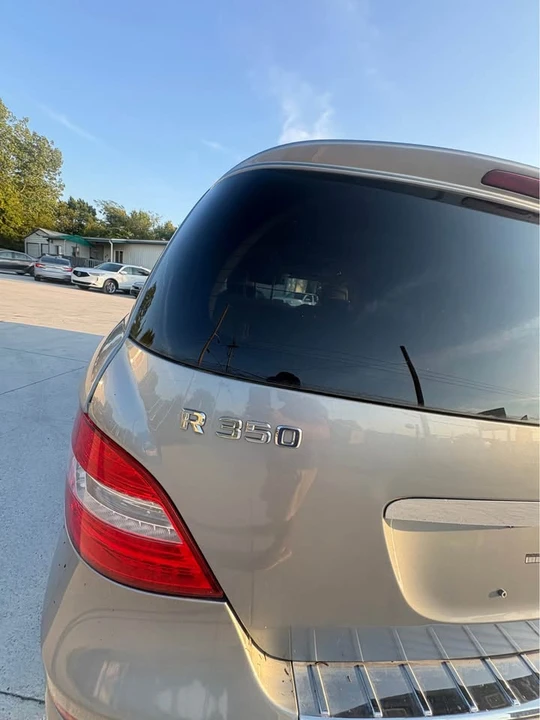 2011 Mercedes-Benz W251 R-Class - Image 8 of 20
