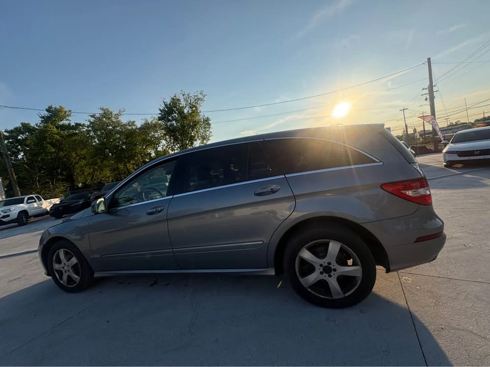 2011 Mercedes-Benz W251 R-Class - Image 7 of 20