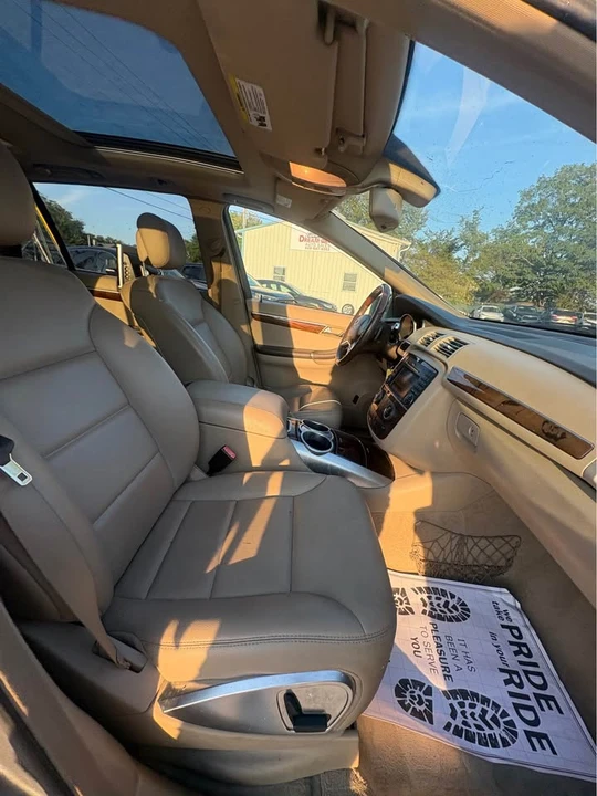 2011 Mercedes-Benz W251 R-Class - Image 15 of 20