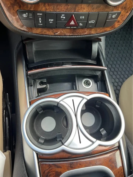 2011 Mercedes-Benz W251 R-Class - Image 14 of 17