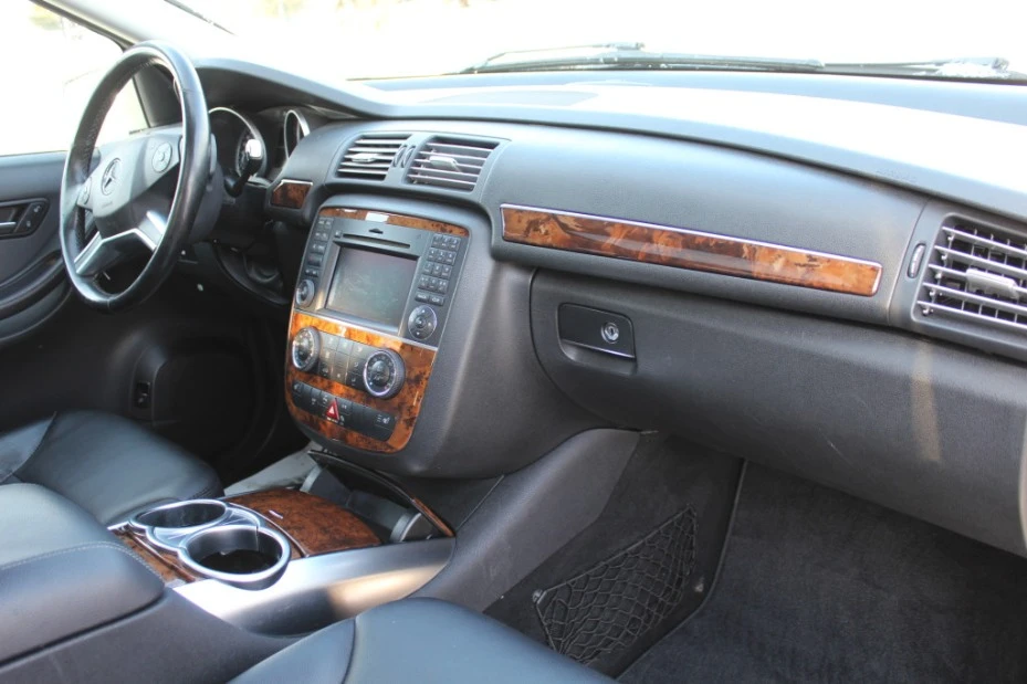 2011 Mercedes-Benz W251 R-Class - Image 9 of 15