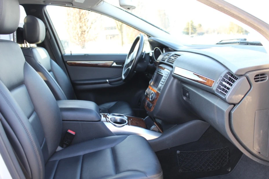 2011 Mercedes-Benz W251 R-Class - Image 10 of 15