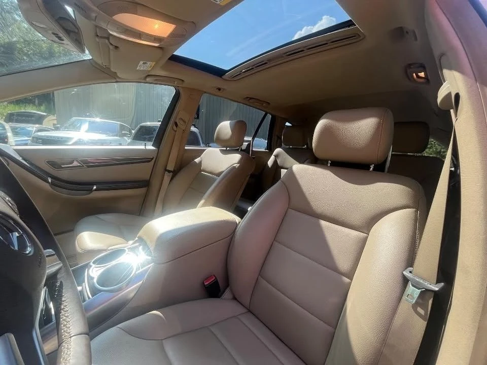 2011 Mercedes-Benz W251 R-Class - Image 18 of 20