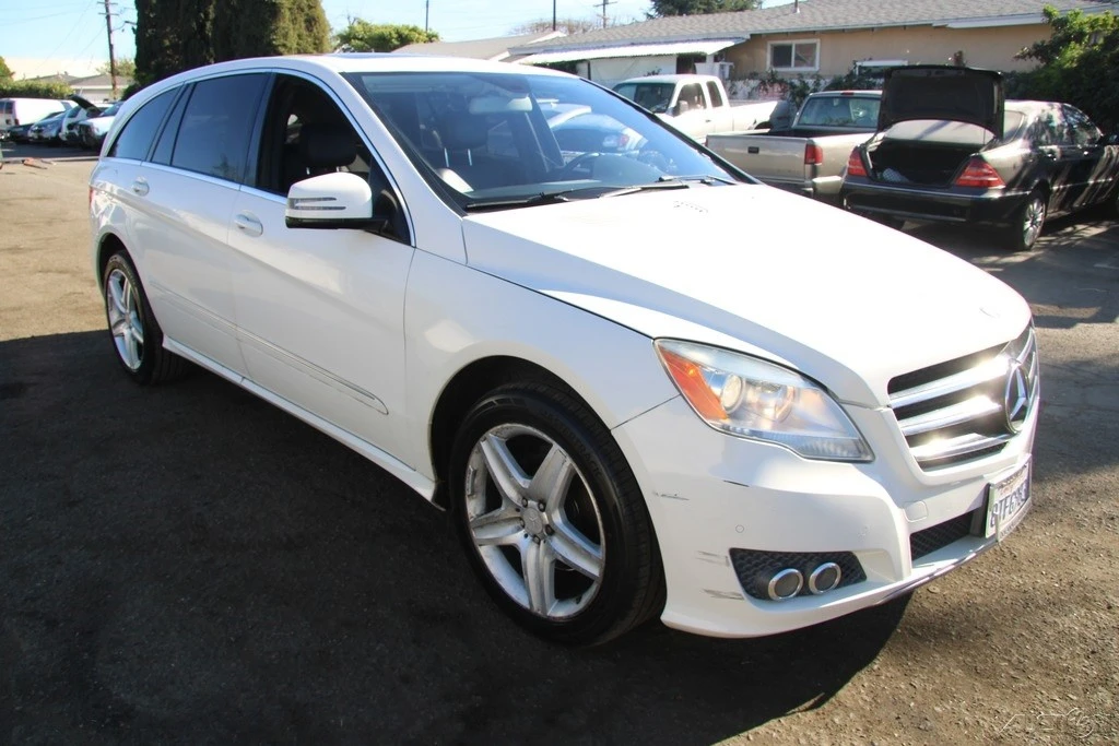 2011 Mercedes-Benz W251 R-Class - Image 8 of 21