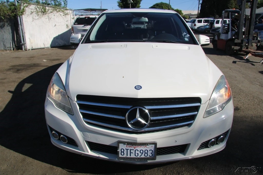 2011 Mercedes-Benz W251 R-Class - Image 9 of 21
